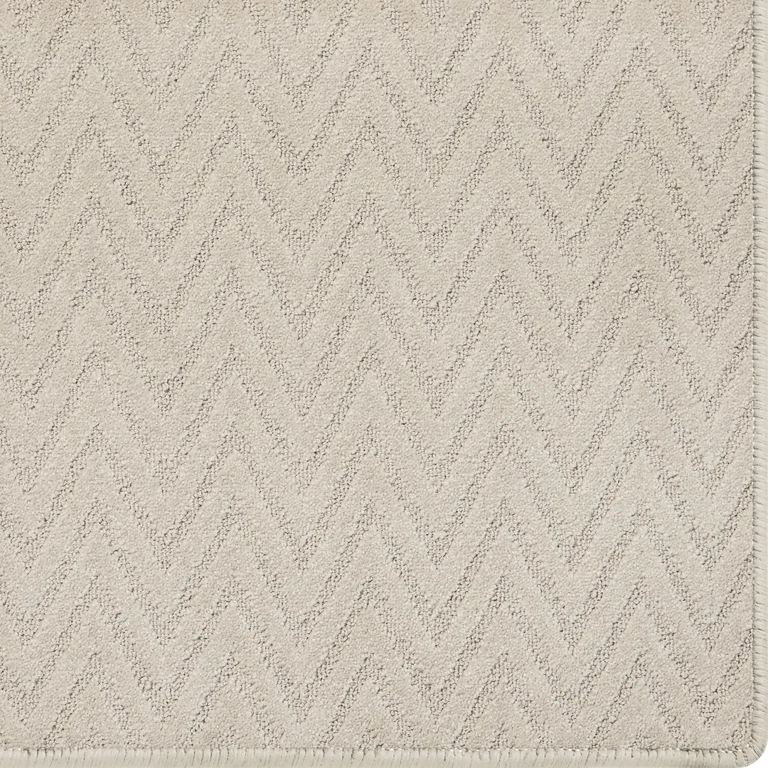 Woven Bliss – custom size cream colour rug with chevron pattern and overlocked edges