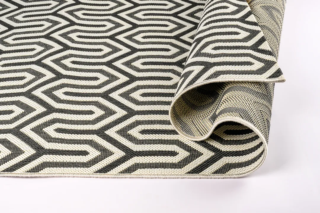 Woven Bliss – Metropolis Pulse Rug side view showing woven pattern