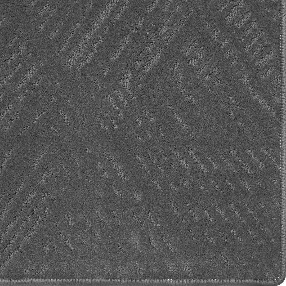 Woven Bliss – Silver carpet rug with scale pattern and overlocked edges