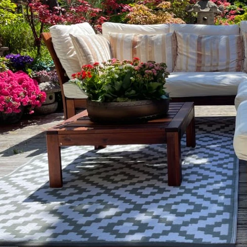 Woven Bliss – Geometric Outdoor Rug Parktown