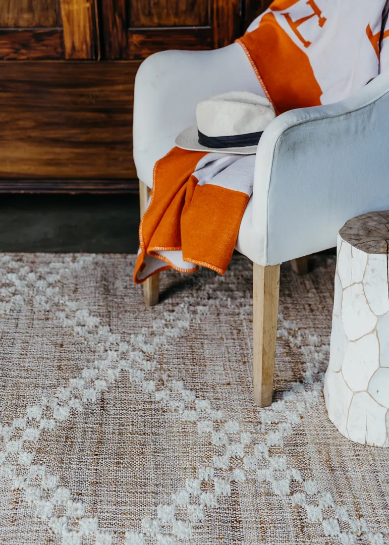 Woven Bliss – Umber runner