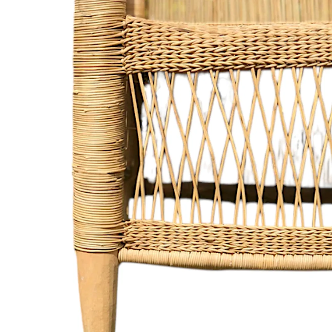Woven Bliss – Traditional Wicker Chair close up