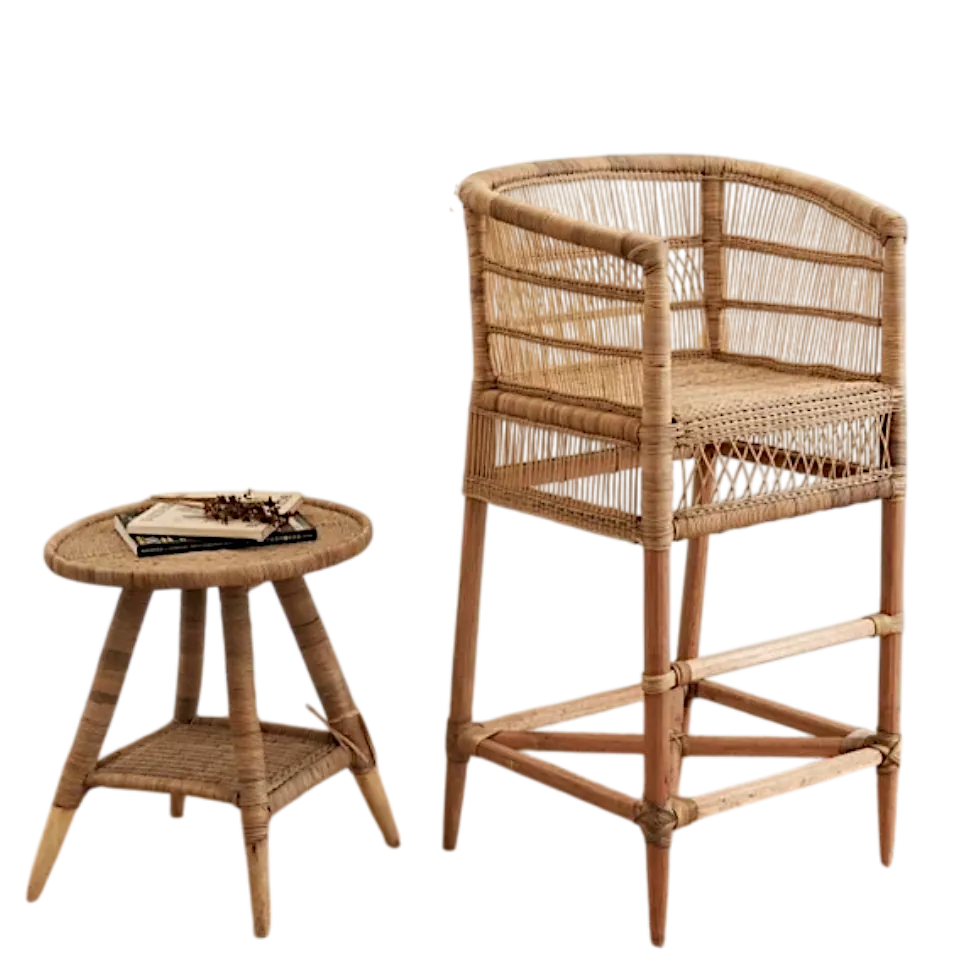 Woven Bliss – Traditional Wicker Bar Stools