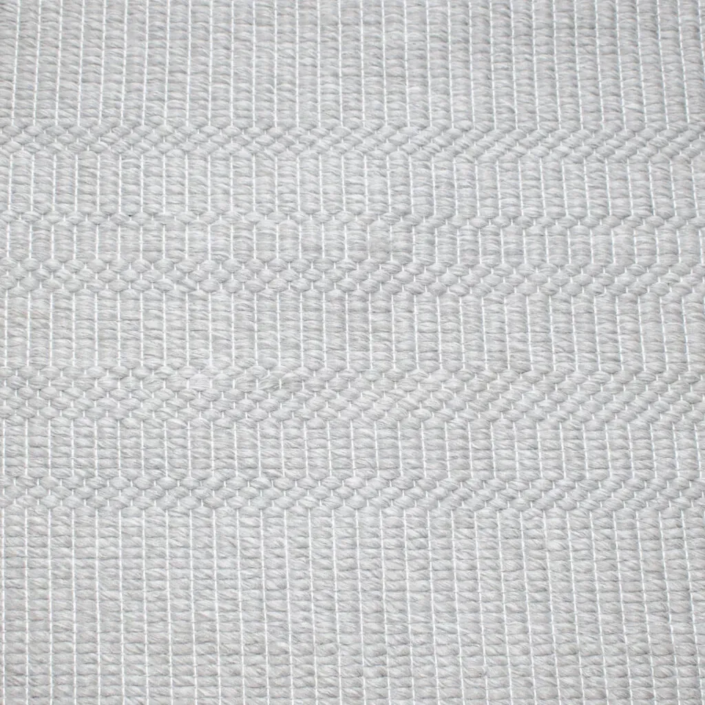 Woven Bliss – Cloud Veil Outdoor Rug